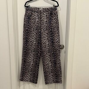 PacSun Casey Low Rise Baggy Wide Leg Leopard-Print Pants size 28